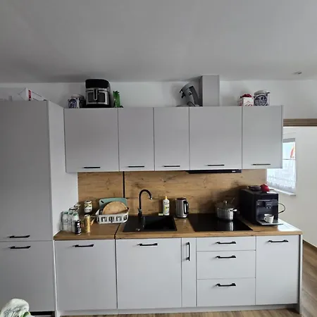 Spokojny Zakatek U Ediego Nad Morzem * Smolne